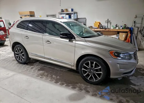 2017 Volvo Xc60 T6 Dynamic из США, поврежденный, VIN YV449MRRXH2017210
